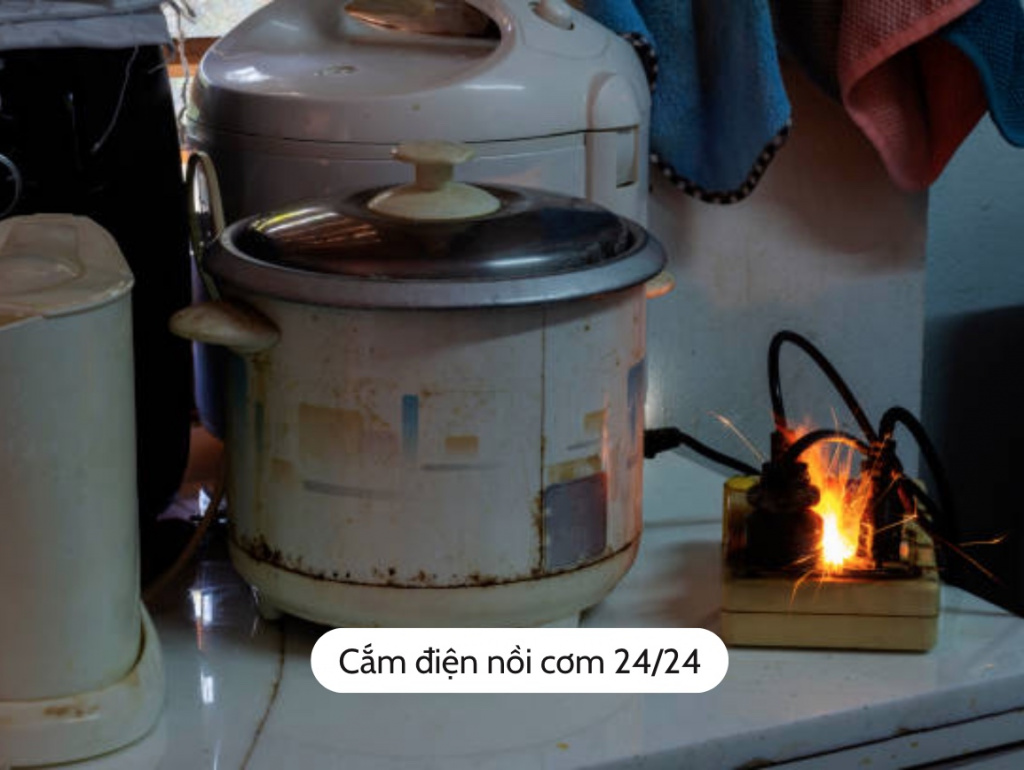 Cắm nồi cơm điện 24/24