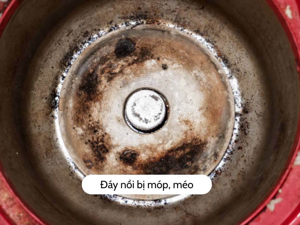 Đáy nồi bị móp méo