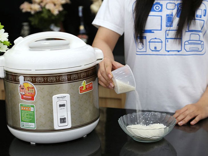 Tiếng nổ lách tách là hiện tượng bình thường